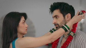 Dildar accepts Amu as his daughter in law