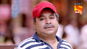 Munna Kaka Helps With Business