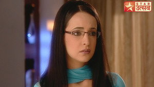 Mayank Consoles Gunjan
