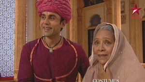 Dhanya knows Bhola loves her