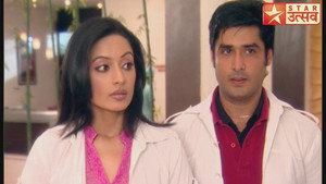 Atul Expresses Love to Anjali