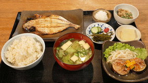 HIMONO