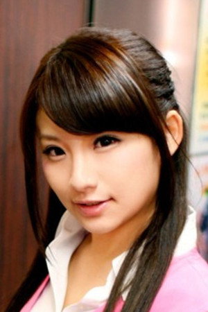 Mana Harumi