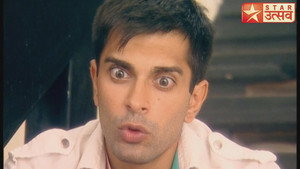 Armaan Gets Into Shashank's Cabin