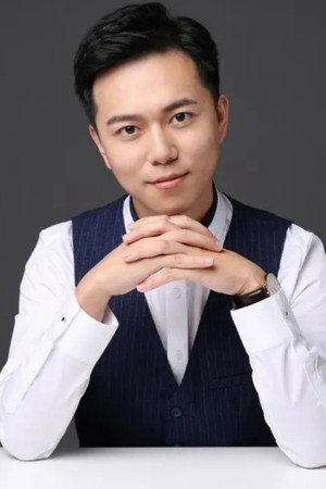 李奕霖