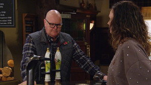 Episode 9179 (Fri 5th Nov 2021)