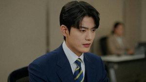 Jin-ju In Crisis