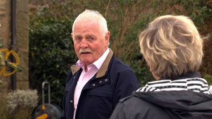 Episode 9033 (Mon 10th May 2021)