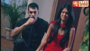 Riddhima Gets Very Emotional