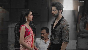 Virat and Amruta follow a lead