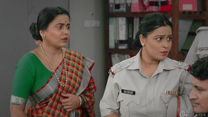 Babita stops her pretence