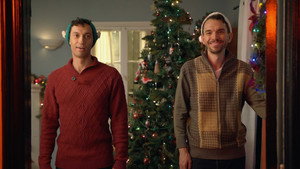 Open to X-X-Xmas