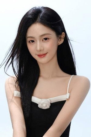 Deng Xinyue