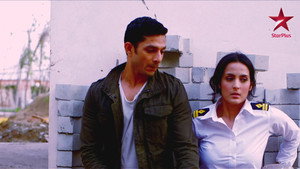 Akash Saves Ananya