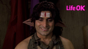 Manthara poisons Kaikeyi's mind