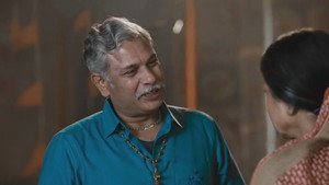 Indu catches Manohar meeting Ganga