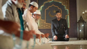 Seher falls for Husna's plot