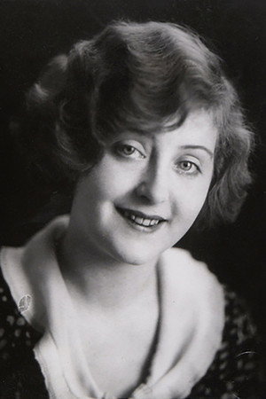 Iris Arlan