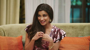 Mithu Flirts With Sanam