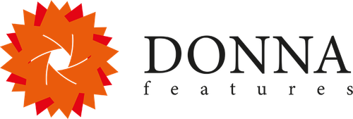 Donna Features