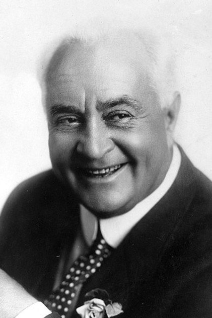 Herbert Standing