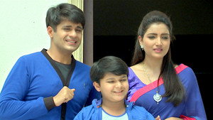 Ana, Sharad & Manav Submit Their Entry