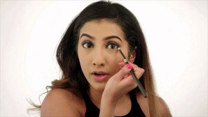 Anchal Seda - Metallic Eyes Look