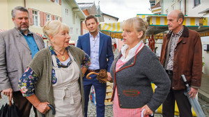 Shut up, market woman dead