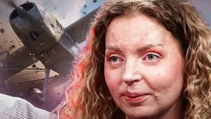 Sole survivor of a plane crash: Her family's death was kept from her for several days.