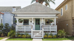 The Original Cookie Cutter House