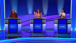 Quarterfinal #8: Sean Gunn, D'Arcy Carden, and Sherry Cola