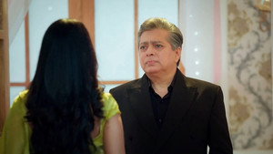 Balbir senses Aarambhi's trouble