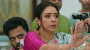 Paritosh Seeks Anupama's Help