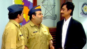 Pandey Meets Nakaab Queen